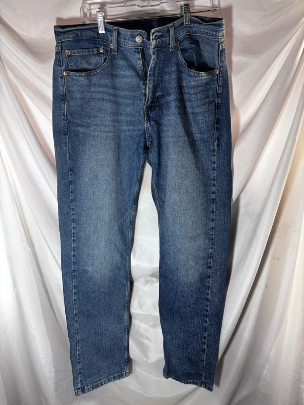 Levi's Straight‎ Jeans in Faded Blue Wash